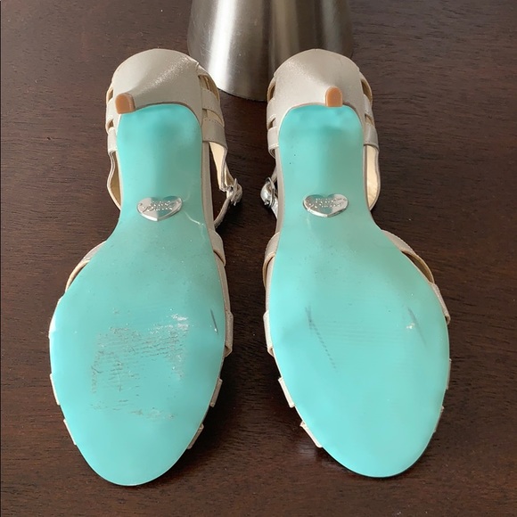 Betsey Johnson brand Silver Heels. Sz 7.5 - Picture 4 of 4